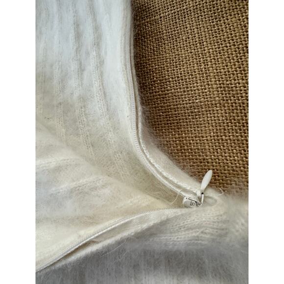 Angora Fuzzy Vintage sweater White turtleneck Pullover side zipper Sz S/M - Picture 10 of 11